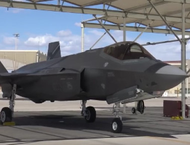 F-35 εν δράσει: Δοκιμή πτήσης και ρίψης βομβών! (βίντεο)